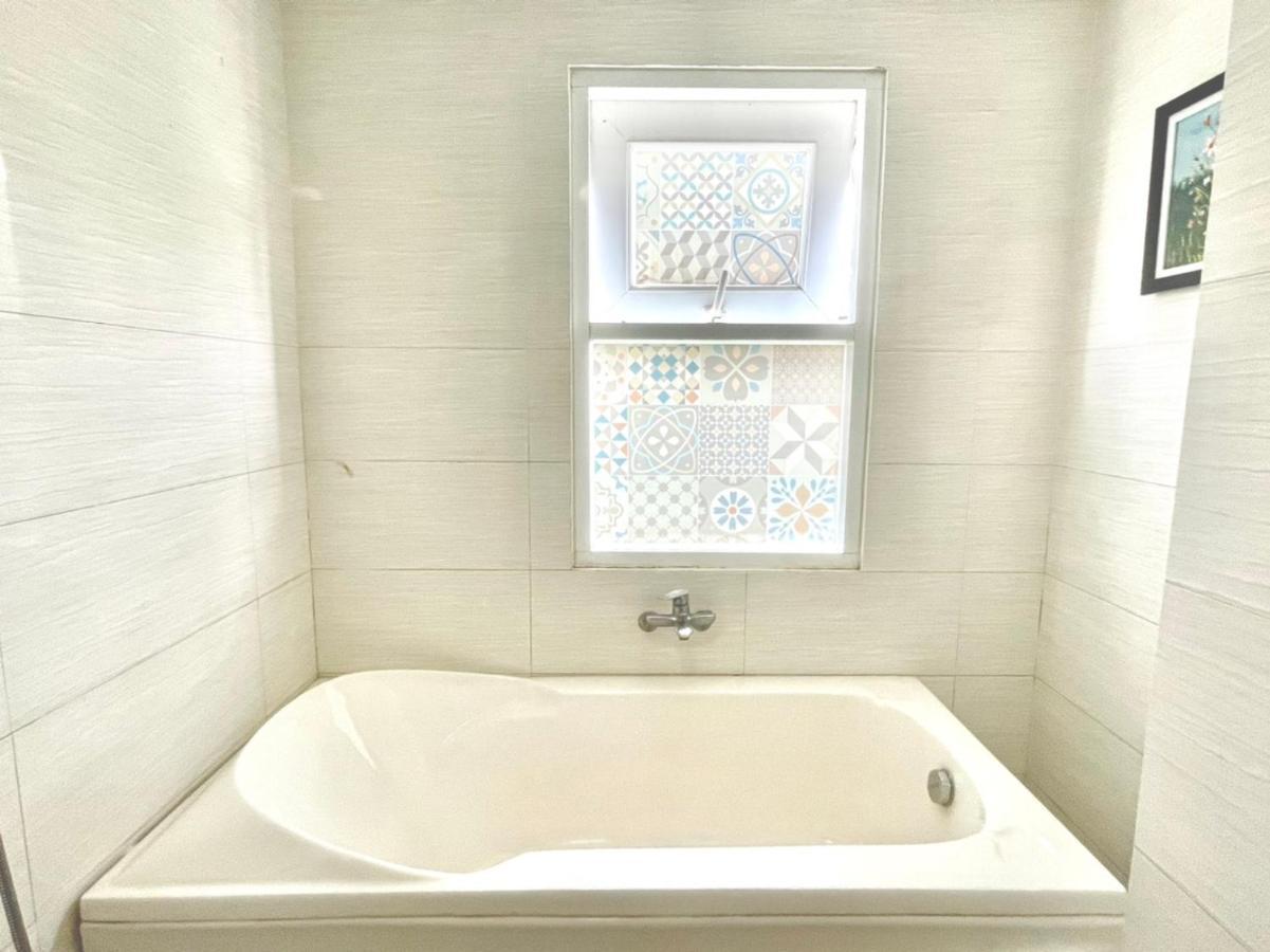 Mai Vang Hotel ホーチミン市 エクステリア 写真
